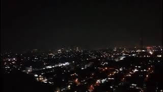 pemandangan malam yang indah di atas apartemen kota Cikarang part 1
