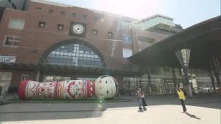 Giant Kokeshi dolls make an appearance! Japan's largest