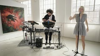 PAX (Paradise Axiliary) feat. Nika - Follow The Sun | Art Gallery Session