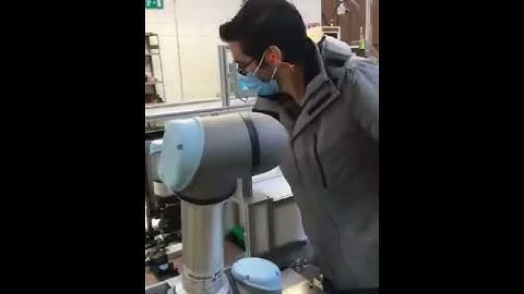 Brazo robótico industrial | prácticas universitarias