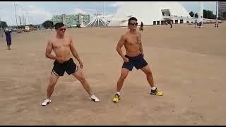 TREME BUNDA  -  MC R1  -  OS MENINOS DE BRASÍLIA
