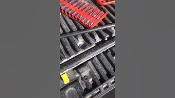 V-band clamp removal tool