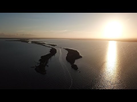Gippsland Lakes - Trailer Sailing Lakes Entrance to the Mitchell River Silt Jetties