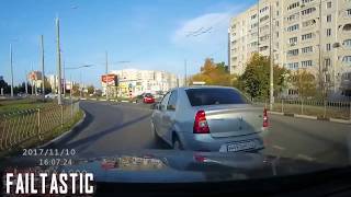 😨 STUPID DRIVING FAILS 😤🚗 WORST Drivers of 2017 Compilation 😣