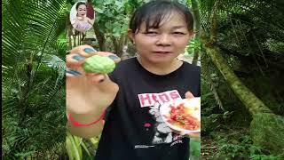 Eating Santol Fruit Young Sweetsop Fruit Guava Fruit With Spicy Sauce