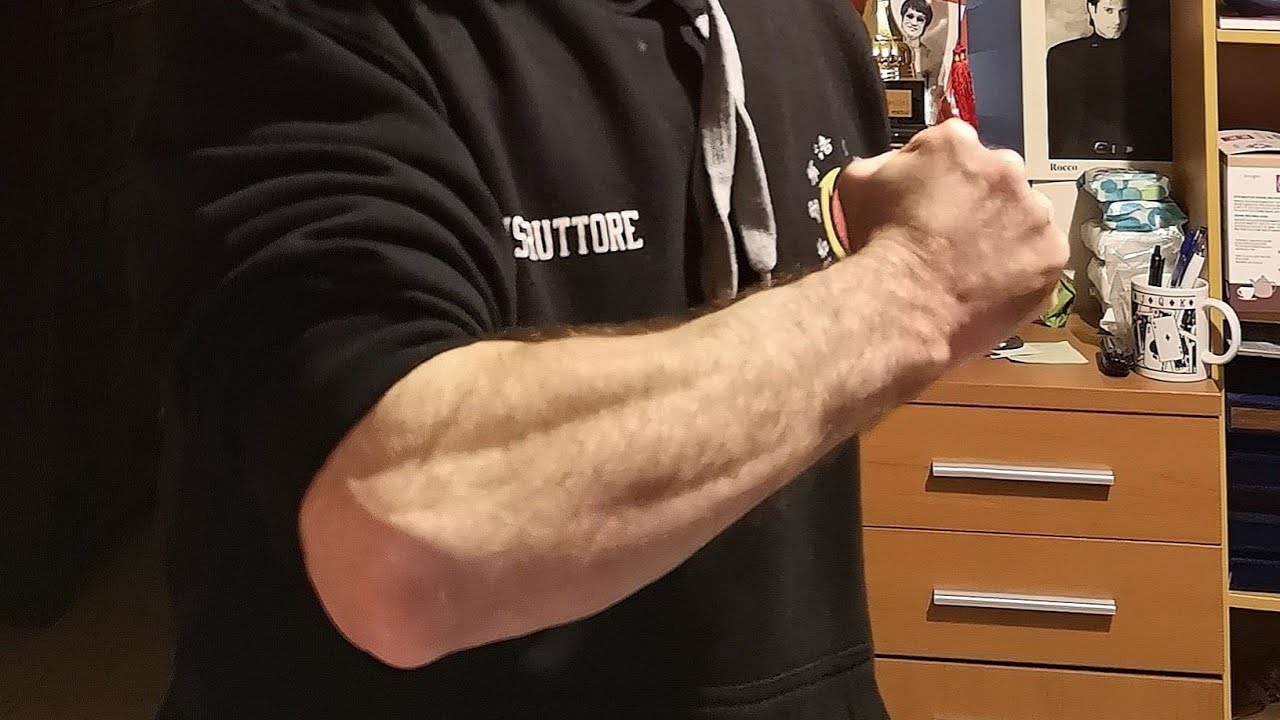 Come condizionare mani e braccia