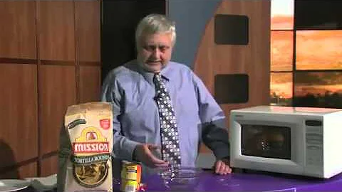 Weber Cooks - Chili and Cheese Nacho Dip (w/ Chef ...