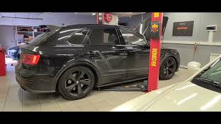 :   Bentley Bentayga:  ?