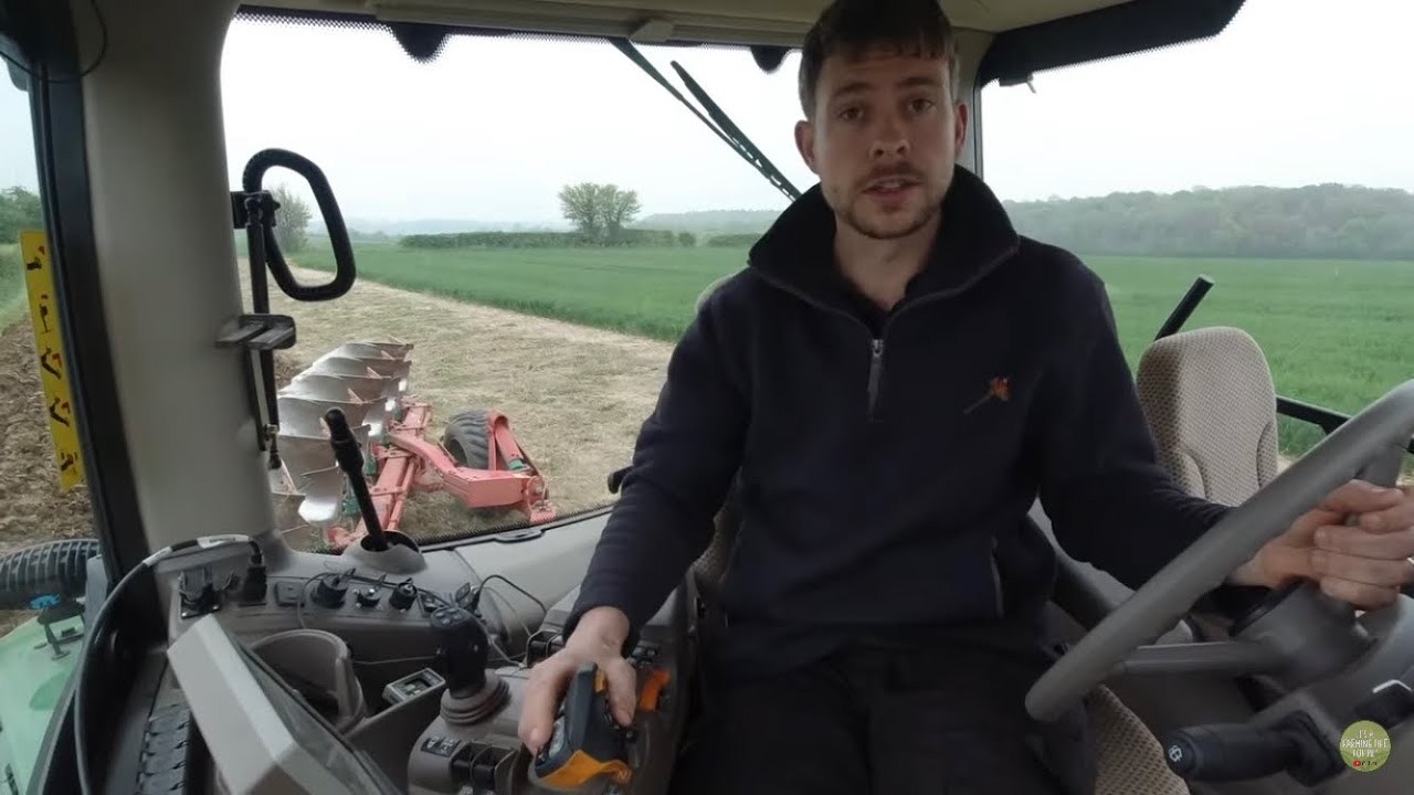 Ploughing Deep In Hampshire 😉 - YouTube