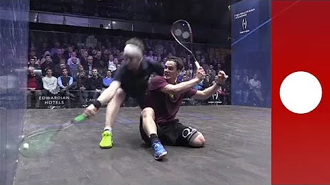 Unbelievable squash rally leaves commentators gobs...