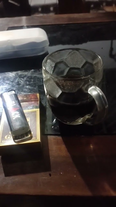Segelas Kopi dan Rokok Surya #short