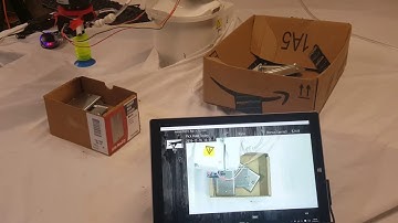 Bin Picking randomly arranged parts