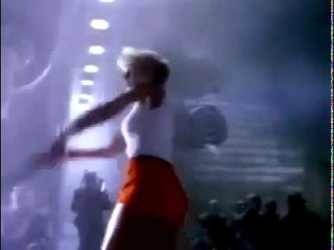 Video: Cô gái trong quảng cáo năm 1984 của Apple là ai?