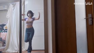 【B站極品福利】清清日常無語 女大學生三套换装 又瘦又duang bilibili dance douyin