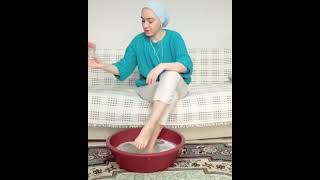 Ayaklarını Yıkadığı Suyu İçen Kadın Mide Bulandırdı.