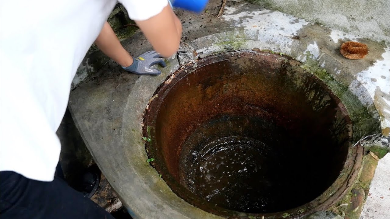 A bath from 50 years ago. An unexpected situation occurred when