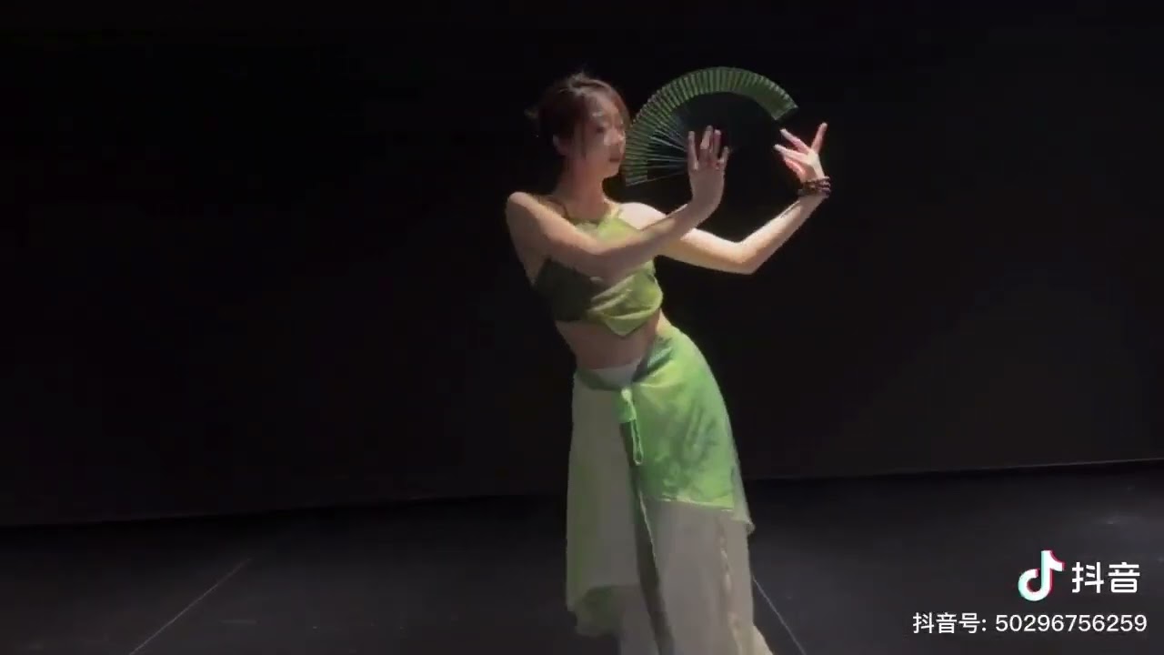 sứ thanh hoa múa cổ trang bản quạt xếp full bài