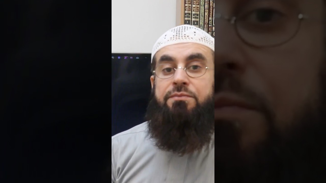 عمرو واكد والطعن في الصحابة