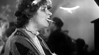 Видео РАНЕВСКАЯ , острое словцо (автор: Топ simon Симонбульвар)