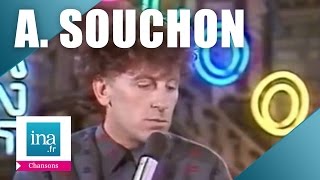 Video thumbnail of "Alain Souchon "Lennon kaput" | Archive INA"