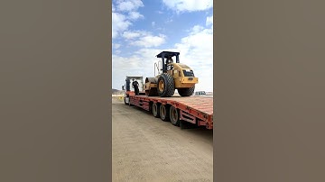 loading roller compactor to the low bed #shorts