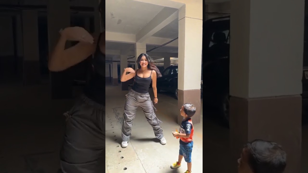 Sofia Ansari Hot sexy look 