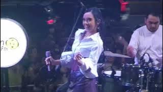 LYODRA - MALU MALU TAPI NYAMAN | LIVE AT ANJUNGAN SARINAH 10-10-2025