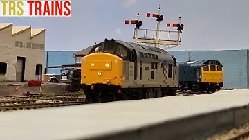 Heljan o gauge class 25 with TRS Trains Smoke