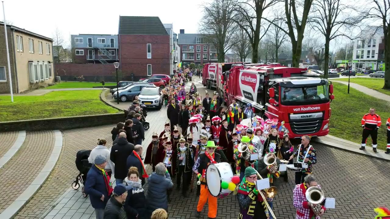 Carnaval barst los op Kindcentrum ’t Loont