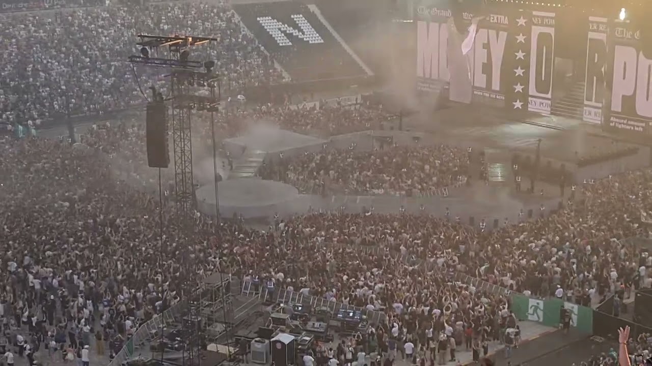 Kendrick Lamar /SZA Grand National Tour Frankfurt 04.07.2025 family ties ‎@kendricklamar  ‎@sza 