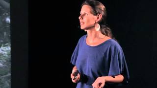 (Ré)apprendre la vie avec joie: Laetitia Sauvage at TEDxReunion