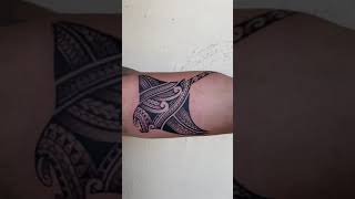Polynesian Inspired Manta Ray Tatto in Hawaii 🔥 Information