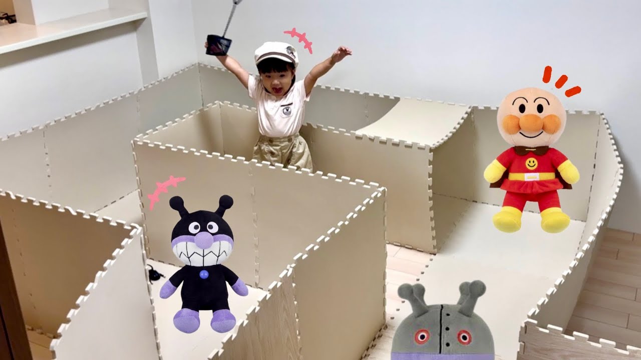 Let's explore a giant maze! Find the lost Anpanman and the