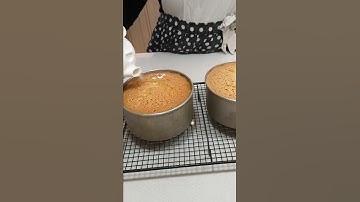 How to make moist cakes