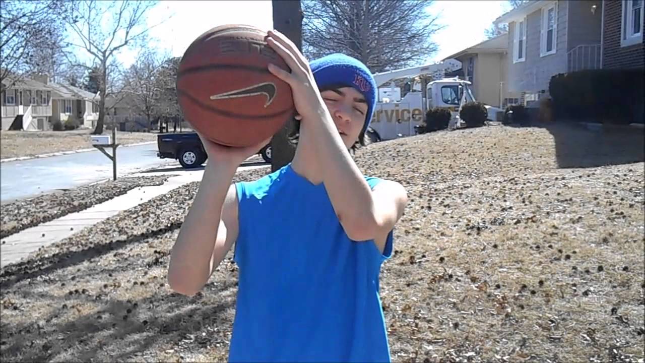 How To Shoot Free Throws Like A Pro - YouTube