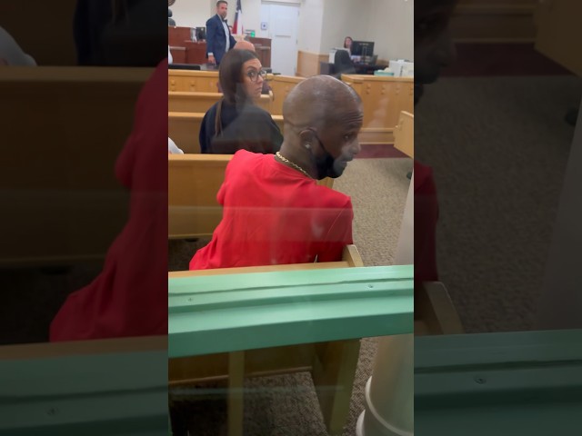 I caught Charleston white snitching at court 🤣 #charlestonwhite #viral #trending #comedy class=