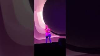 Ariana Grande - Love Me Harder (Live at o2 Arena London) 20/08/19