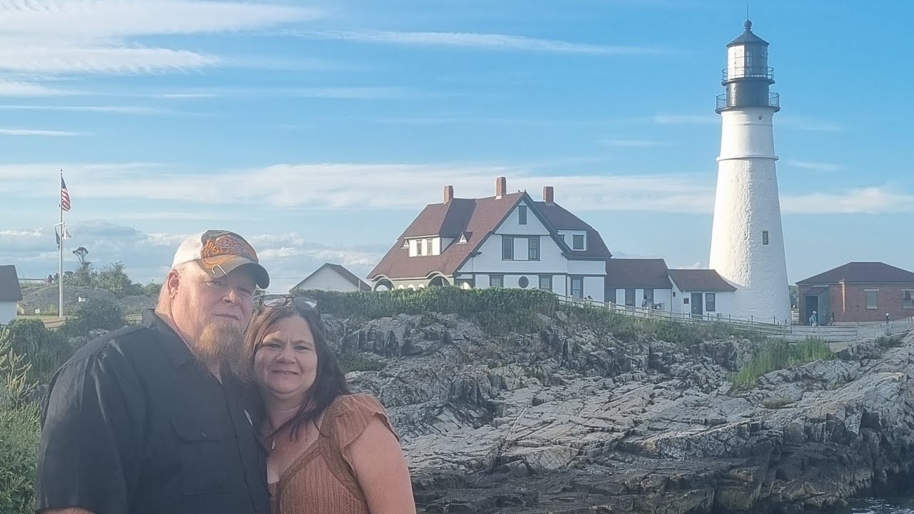 Portland Maine, Walk around ,Porthole Restaurant, And Headlight YouTube