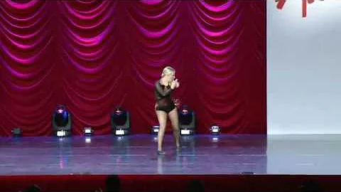 Hannah Lyon- Le Jazz Hot