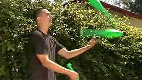 How to Double Spin Juggle with Clubs