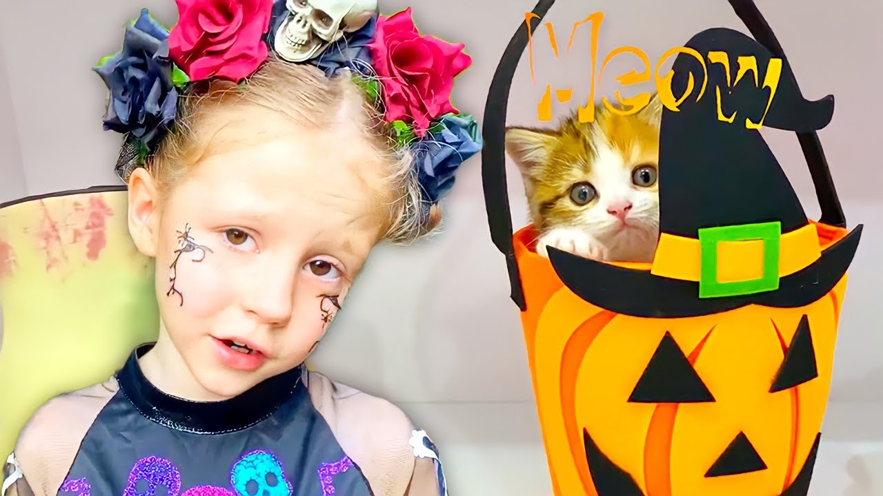Nastya usa un disfraz de Halloween y busca golosinas de Halloween - YouTube