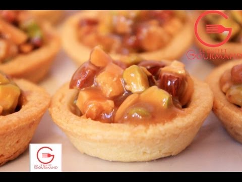 Vídeo: Com Fer Un Deliciós Cupcake De Guinda I Fruits Secs