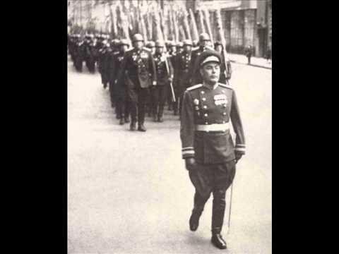 Брежнев парад победы фото