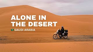 Camping SOLO in the desert in SAUDI ARABIA | Pakistan to Saudi Arabia by motorcycle | Episode 08