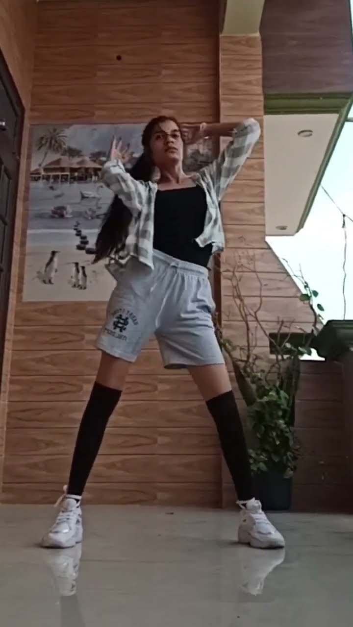 New women ( Lisa ) | k-pop | new song Lisa #newwoman #lisa #blackpink # ...