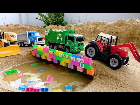 Видео: Построить блок мост. Грузовик, экскаватор, трактор, мусоровозы. Видео для детей