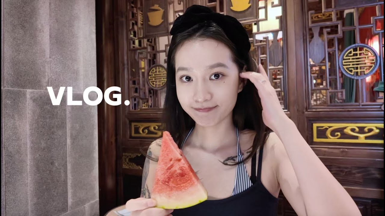 意大利生活VLOG✨｜Prada中古梦中情包入手👜｜海胆🐈‍⬛ & 元宝初次见面🐶｜好友相聚的治愈周末🍲🍂 ｜Life in Italy 🇮🇹｜Life Update