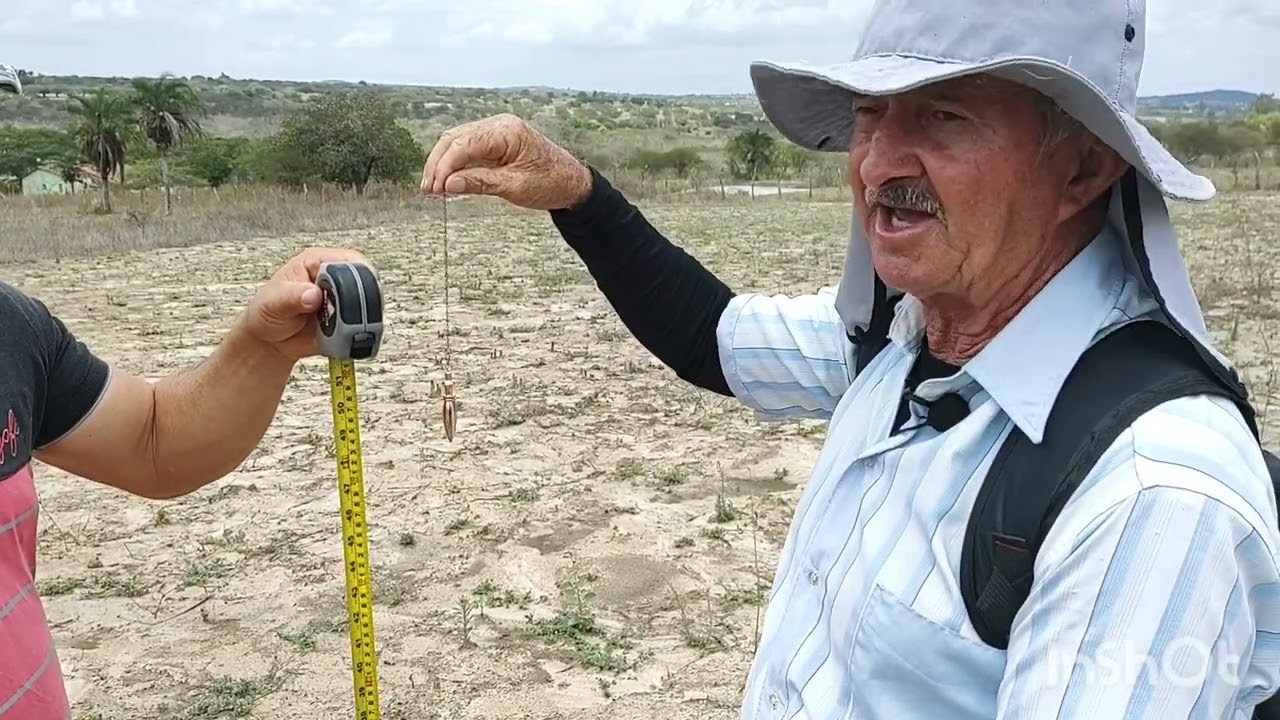 Poço marcado a distância Centralizado em Campo E perfurado no mesmo dia