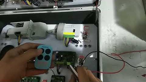 Idol remote control copy V2 face to face