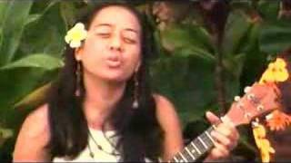 Video thumbnail of "Raiatea Helm~Kalama'ula"